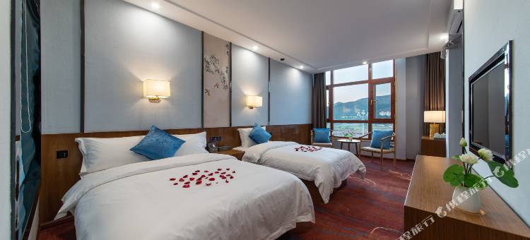 师宗凤悦酒店图片