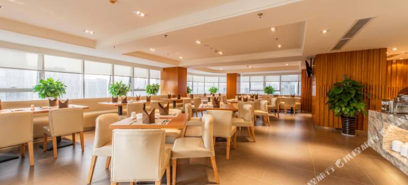 成都莱璟酒店(世纪城会展天府三街地铁站店)图片