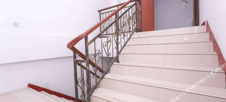 OYO舟山惠舟客栈图片