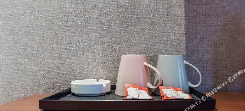 简舍时尚酒店(重庆东原悦荟大石坝轻轨站店)图片