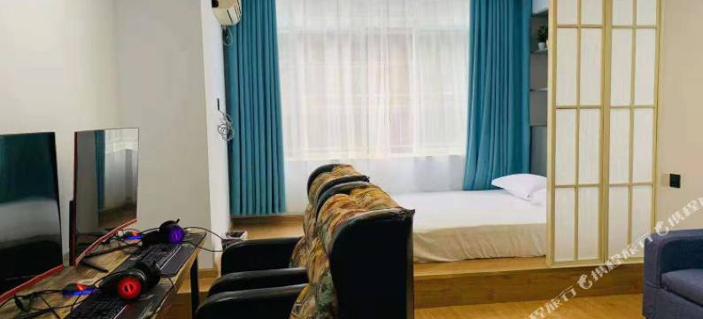 奥莱电竞酒店(绵阳高铁站店)图片