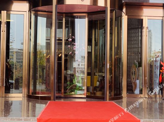 信丰康莱博国际酒店