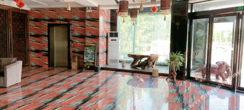 鹤壁周一主题酒店图片