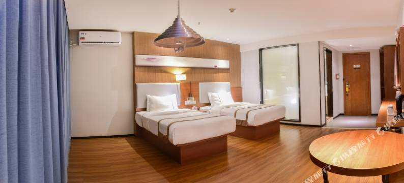 金途酒店(武昌火车站瑞安街地铁站店)图片