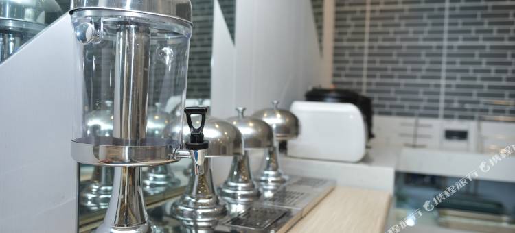 希岸轻雅酒店(郑州省体育中心裕华广场店)图片