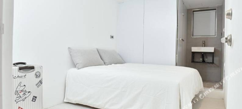 这里那里青年旅馆(台北站前馆)图片