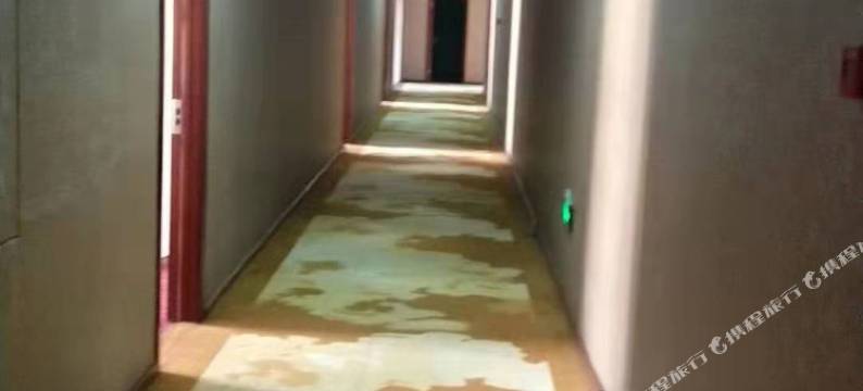 依兰金领宾馆图片