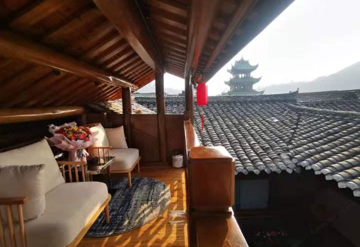 阆中桐子花开民宿（阆中古城店）