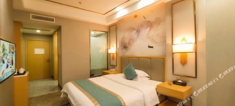 蓝郡铂瑞酒店(成都龙泉驿家乐福店)图片