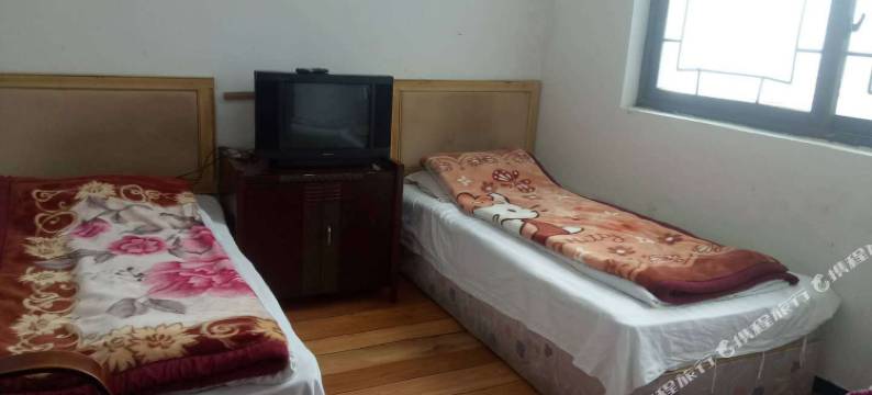 峨嵋山维凤旅饭店图片