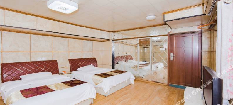 南京彭玉华精品宾馆(东南大学成贤学院泰山新村地铁站店)图片