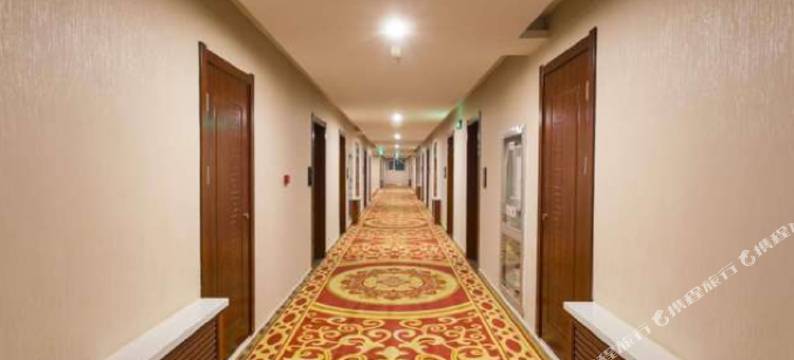 临潭洪和大酒店图片