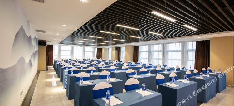 星程酒店(鹤壁东站淇河金沙滩店)图片