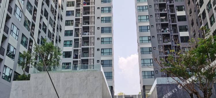 贝斯LLX公寓(LLX Apartments at the Base Condo)图片