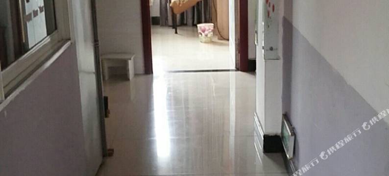 清原华楠春旅馆图片