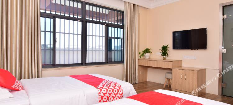 南通东方丽晶亚云宾馆(濠河风景区电视塔店)图片