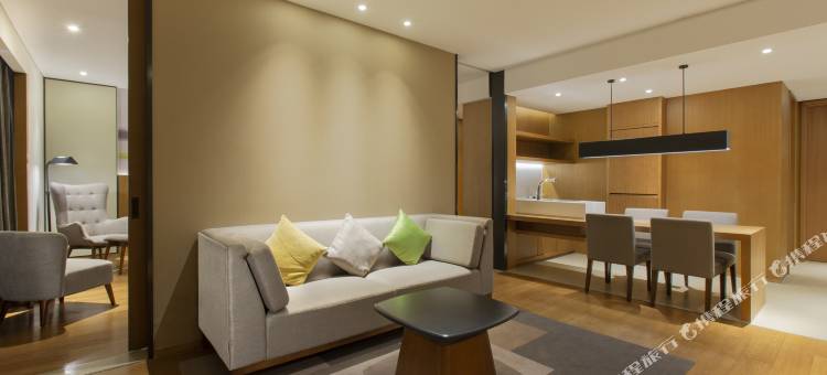 天津融侨套房假日酒店(南京路海光寺地铁站店)图片