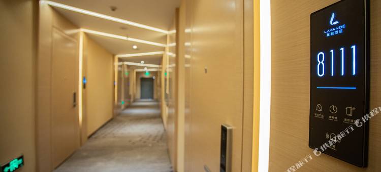 铂漫酒店(保定保百购物广场新秀学校店)图片