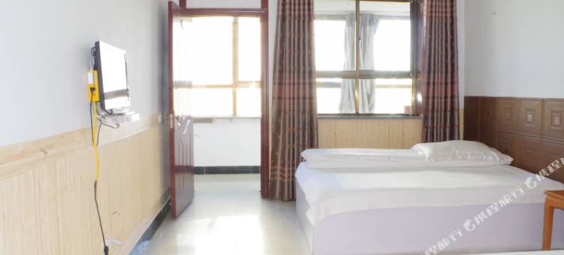 阿克塞聚缘宾馆图片