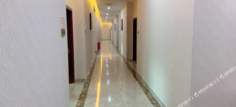 深圳德园春酒店(深圳坳背地铁站店)图片