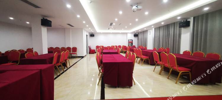 临泉金博大酒店(临泉汽车客运总站店)图片