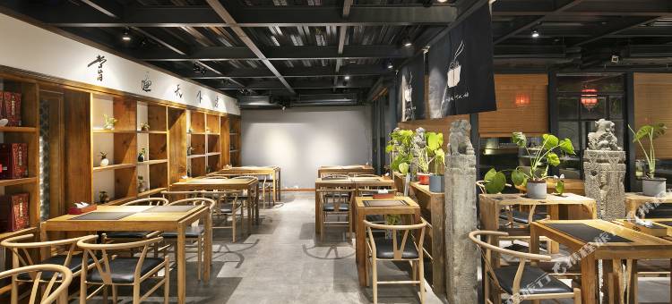 仟那旅途酒店(新乡大学城店)图片