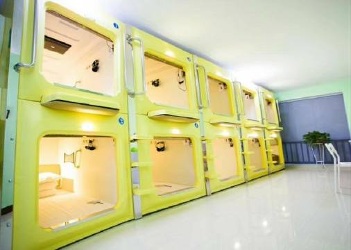 尚俭太空舱公寓(高铁南站望湖城西地铁站店)