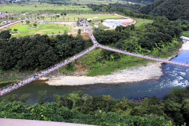 Y型懸索吊橋