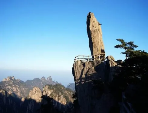 【4鑽】黃山(天下第一奇山)5天升級純玩團 直航黃山,高鐵返 《世界自然及文化雙遺產》黃山(北海、西海)、屯溪黎陽IN巷、湖邊古村落、屯溪老街、宏村、碧山村、徽州古城 【4鑽】黃山(天下第一奇山)5天升級純玩團 直航黃山,高鐵返 《世界自然及文化雙遺產》黃山(北海、西海)、屯溪黎陽IN巷、湖邊古村落、屯溪老街、宏村、碧山村、徽州古城