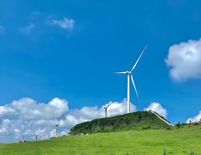 【5鑽】爽遊貴州清涼避暑5天高鐵團 盤州、烏蒙大草原、興義、馬嶺河天星畫廊、萬峰林景區、安順、中國及亞洲第一大瀑布～黃果樹大瀑布、貴陽、青岩古鎮、甲秀樓夜景