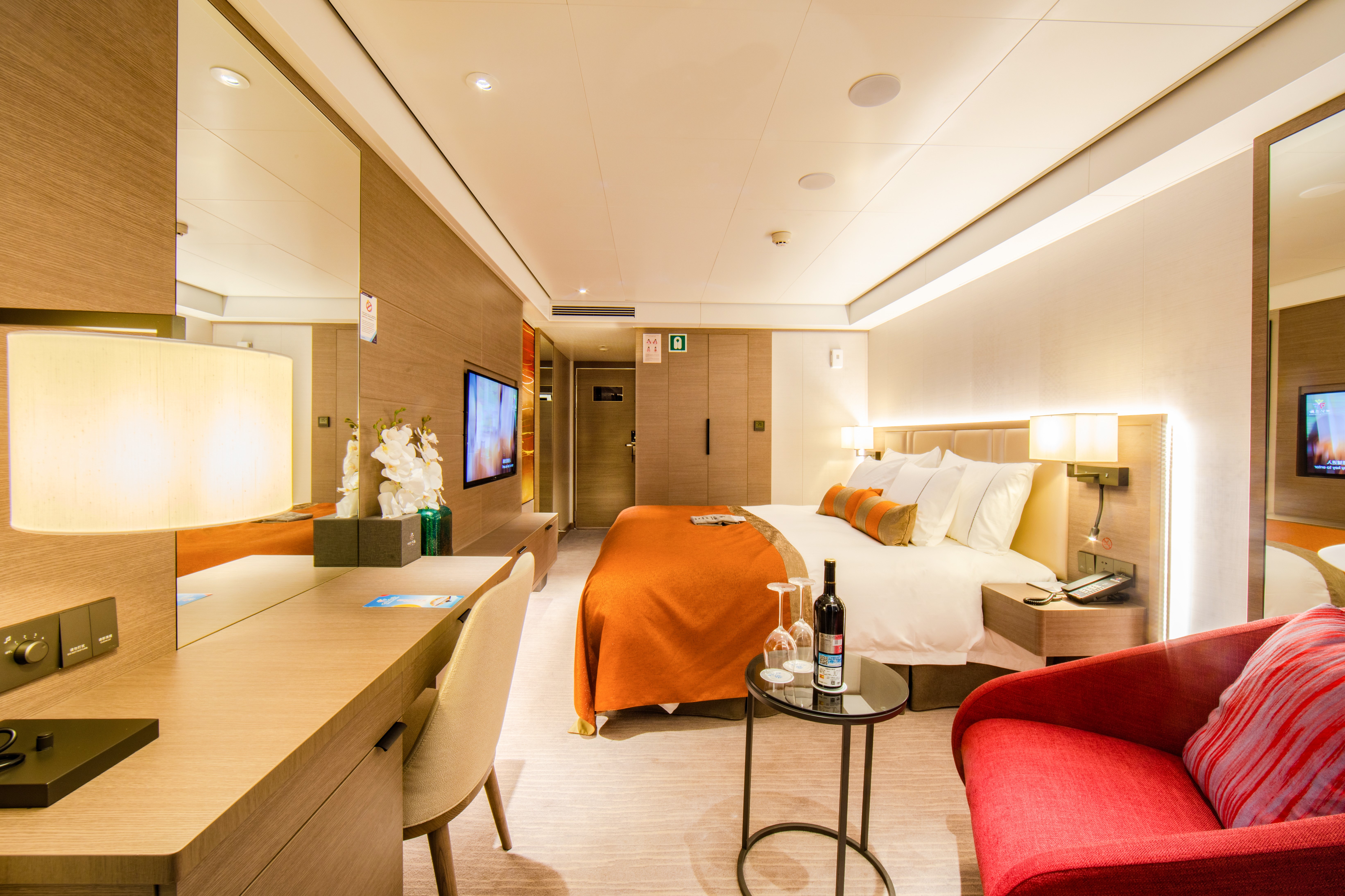 【5鑽】永安專船※世紀榮耀號~《5樓臻選江景露台房+環球餐廳》醉美紅葉‧壯麗三峽‧永安賞楓專船8天之旅【🍁獨家專船遨遊長江、親身體驗五級船閘、漫山紅葉畫卷🍁】三峽大壩、葛洲壩、神女溪、白帝城