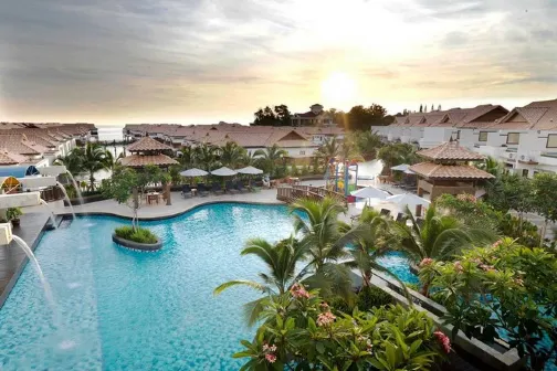 【4鑽】新加坡+馬來西亞5天團 【保證入住狄臣港 Grand Lexis Port Dickson (Executive Pool Villa) + 濱海灣花園 + 欣賞餵飼老鷹體驗及觀賞螢火蟲】 【4鑽】新加坡+馬來西亞5天團 【保證入住狄臣港 Grand Lexis Port Dickson (Executive Pool Villa) + 濱海灣花園 + 欣賞餵飼老鷹體驗及觀賞螢火蟲】