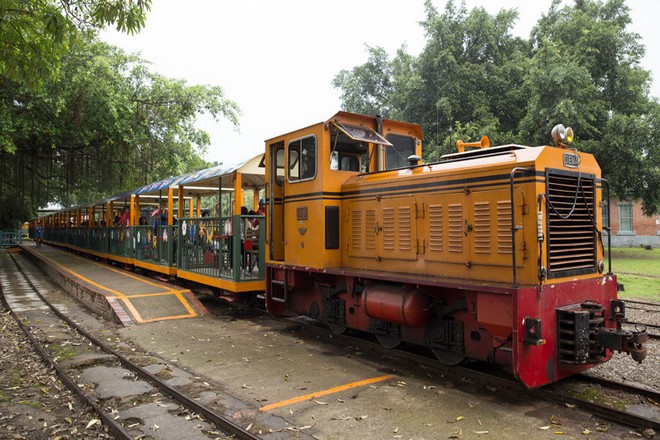 烏樹林車站