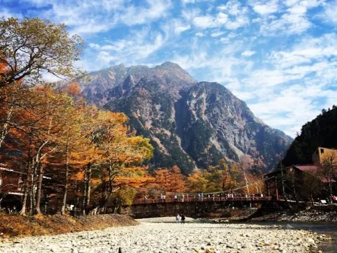 秋の立山黑部、上高地5天秋楓美景之旅 *憑推廣碼【DA614】每位勁減-$1000*賞紅葉(《紅葉初雪秘景》「日本中部世外桃源」上高地、「世界文化遺產」白川鄉合掌村、「日本三大名城」名古屋城、德川園) 秋の立山黑部、上高地5天秋楓美景之旅 *憑推廣碼【DA614】每位勁減-$1000*賞紅葉(《紅葉初雪秘景》「日本中部世外桃源」上高地、「世界文化遺產」白川鄉合掌村、「日本三大名城」名古屋城、德川園)