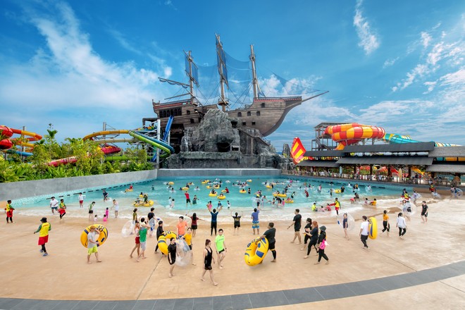 全新水上樂園 Gamuda Cove SplashMania
