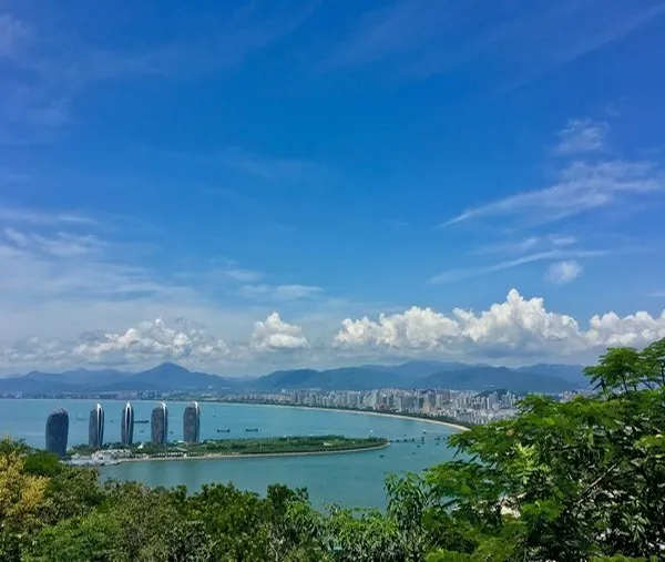 麗星郵輪～領航星號 香港、越南(芽莊、峴港）中國(三亞）6天郵輪船票【已包港口稅】【尖沙咀海運碼頭往返】