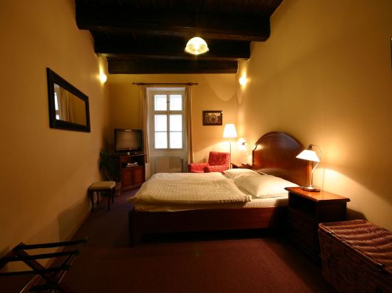 【携程攻略】布拉格Cartier(Prague)购物攻略,