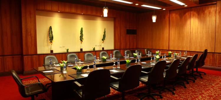 水滨机场娱乐场酒店(Waterfront Airport Hotel and Casino – Mactan)图片