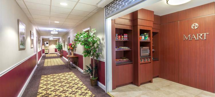 泽西市华美达酒店(Ramada by Wyndham Jersey City)图片