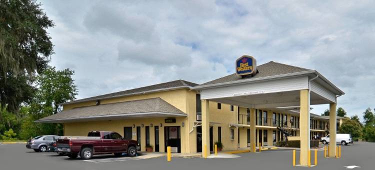 利夫奥克 I-10 283 号出口凯艺套房酒店(Quality Inn & Suites Live Oak I-10 Exit 283)图片