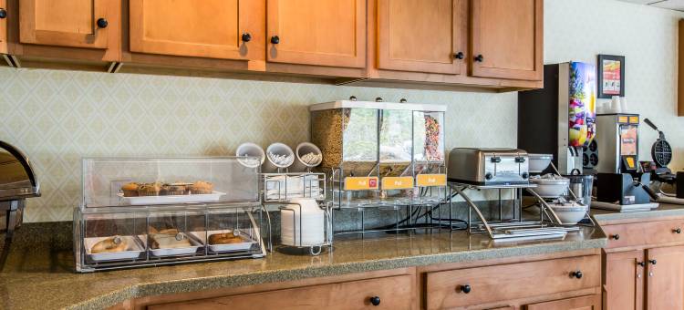 绍斯波特橡树岛舒适套房酒店(Comfort Suites Southport - Oak Island)图片