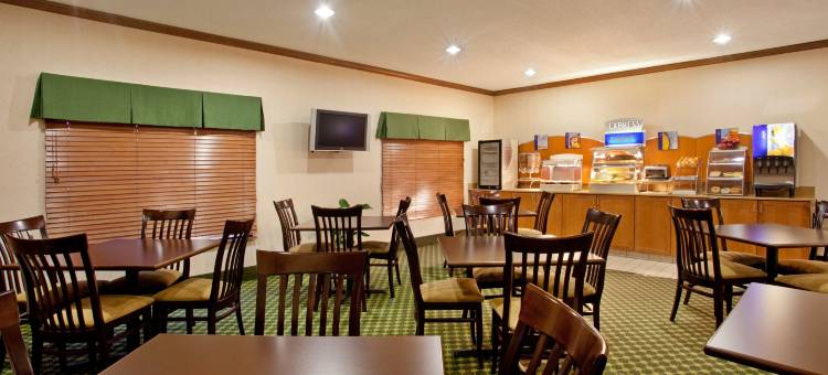 梅里尔维尔温德姆呗盟套房酒店(Baymont by Wyndham Merrillville)图片