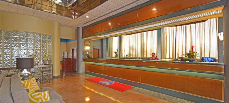 英格尔伍德贝斯特韦斯特优质套房酒店(Best Western Plus Suites Hotel - Los Angeles LAX Airport)图片