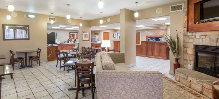 米尔钱特车道凯艺酒店(Quality Inn Merchants Drive)图片