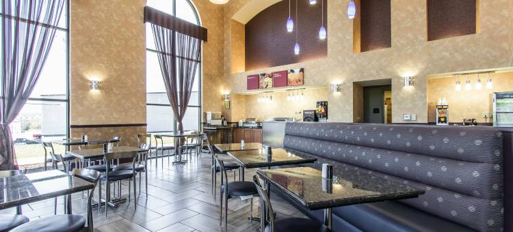 舒适套房酒店(Comfort Suites Smyrna)图片