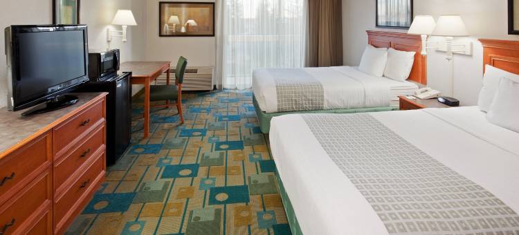 雷丁拉昆塔温德姆套房酒店(La Quinta Inn & Suites by Wyndham Redding)图片