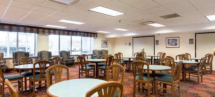 福尔斯彻奇舒适酒店-泰森斯角(Comfort Inn Falls Church - Tysons Corner)图片