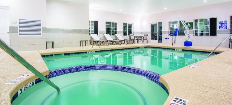 威莱斯大峡谷地区拉昆塔温德姆套房酒店(La Quinta Inn & Suites by Wyndham Williams-Grand Canyon Area)图片