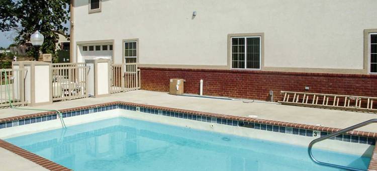 布赖恩特伊克诺套房旅馆(Econo Lodge Inn & Suites Bryant)图片