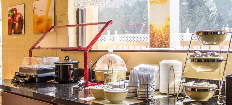 塔尔萨中心凯艺酒店(Quality Inn Tulsa Central)图片